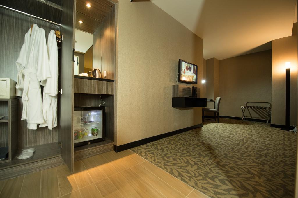 Grand Alora Hotel Alor Setar Dış mekan fotoğraf